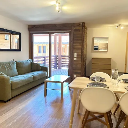 - Magnifique Dans Le Centre Du Village - Fr-1-623-184 Apartment *